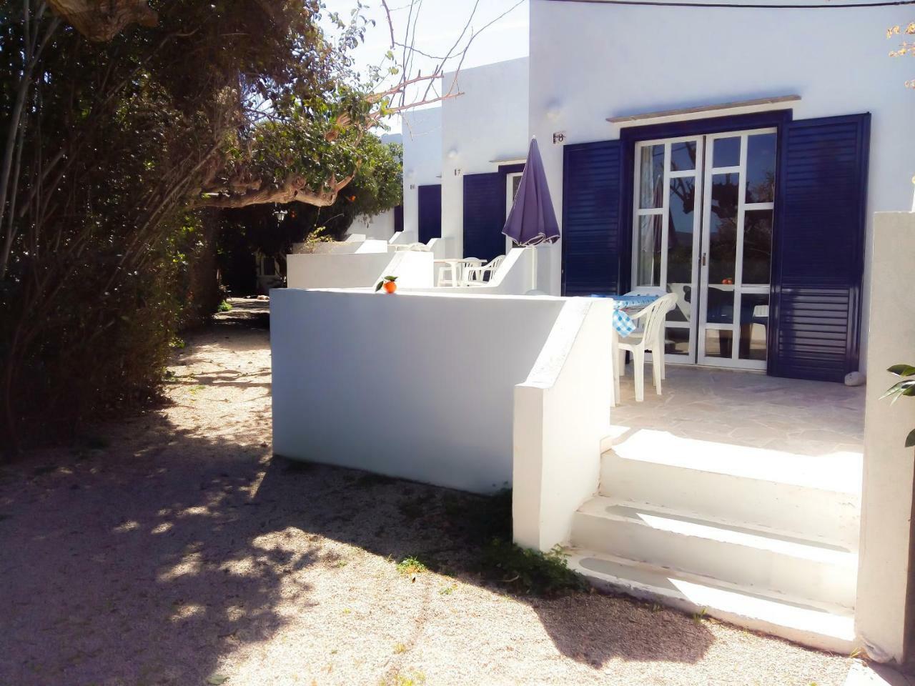 Bungalows Ingrid Tolo Ngoại thất bức ảnh