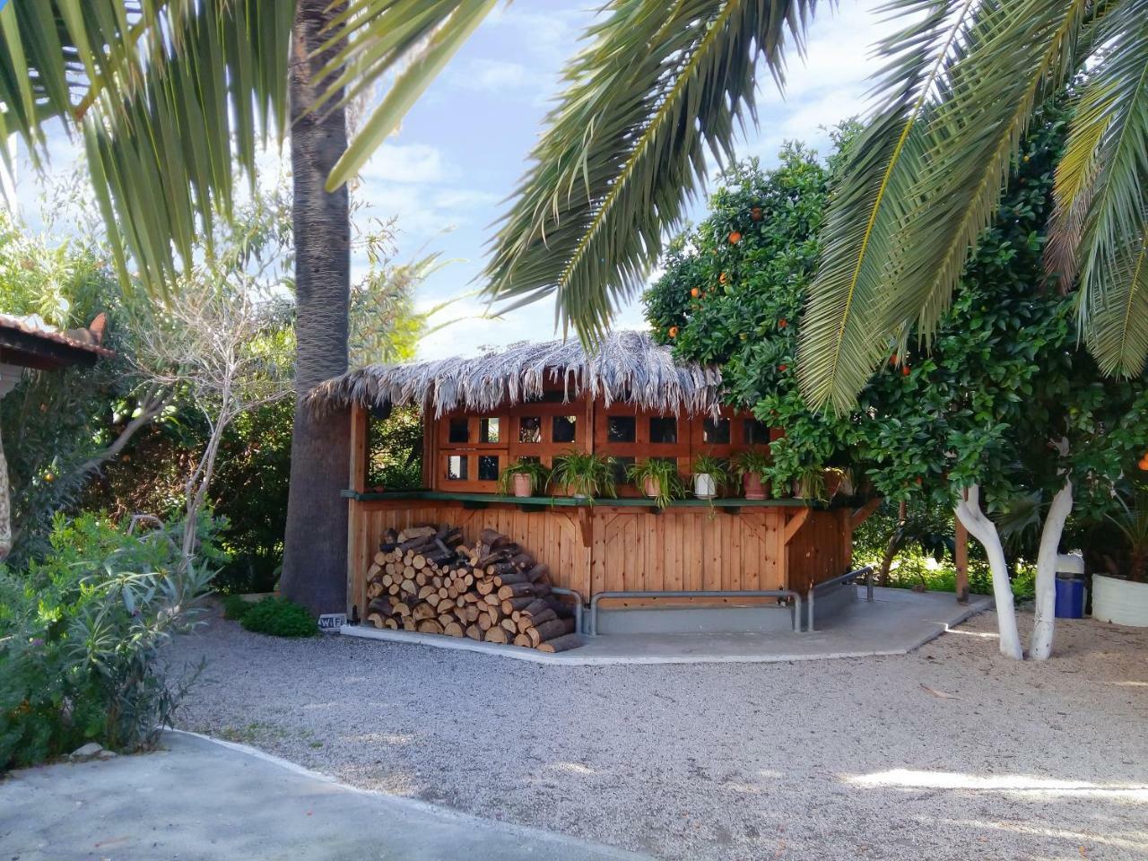 Bungalows Ingrid Tolo Ngoại thất bức ảnh