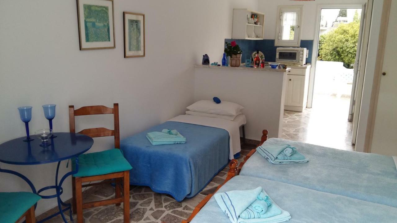 Bungalows Ingrid Tolo Ngoại thất bức ảnh